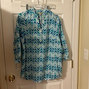 Apple seeds, tunic size large great condition